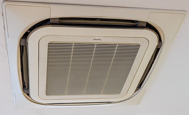Airco filter reinigen tijdens onderhoudsbeurt